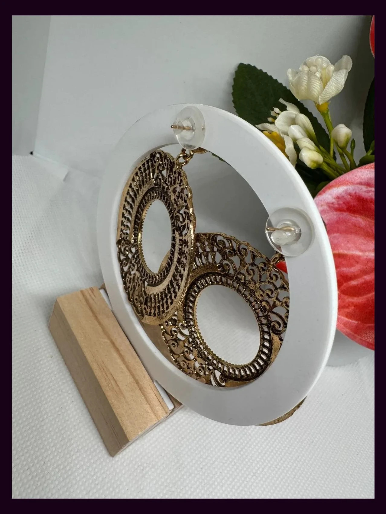Pendientes dorados grandes 🦋 – La Boutique 3