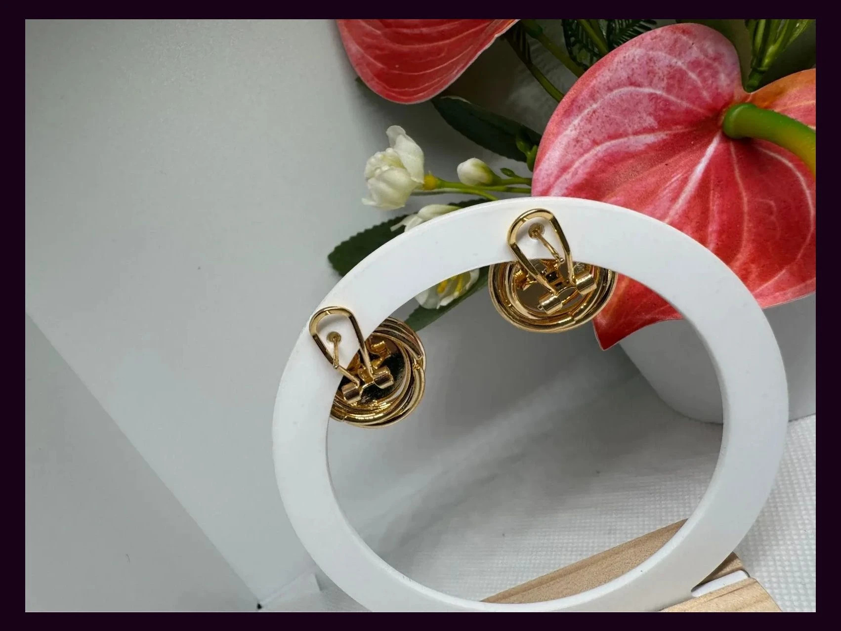 Pendientes dorados vintage 🦋 – Vintage 3