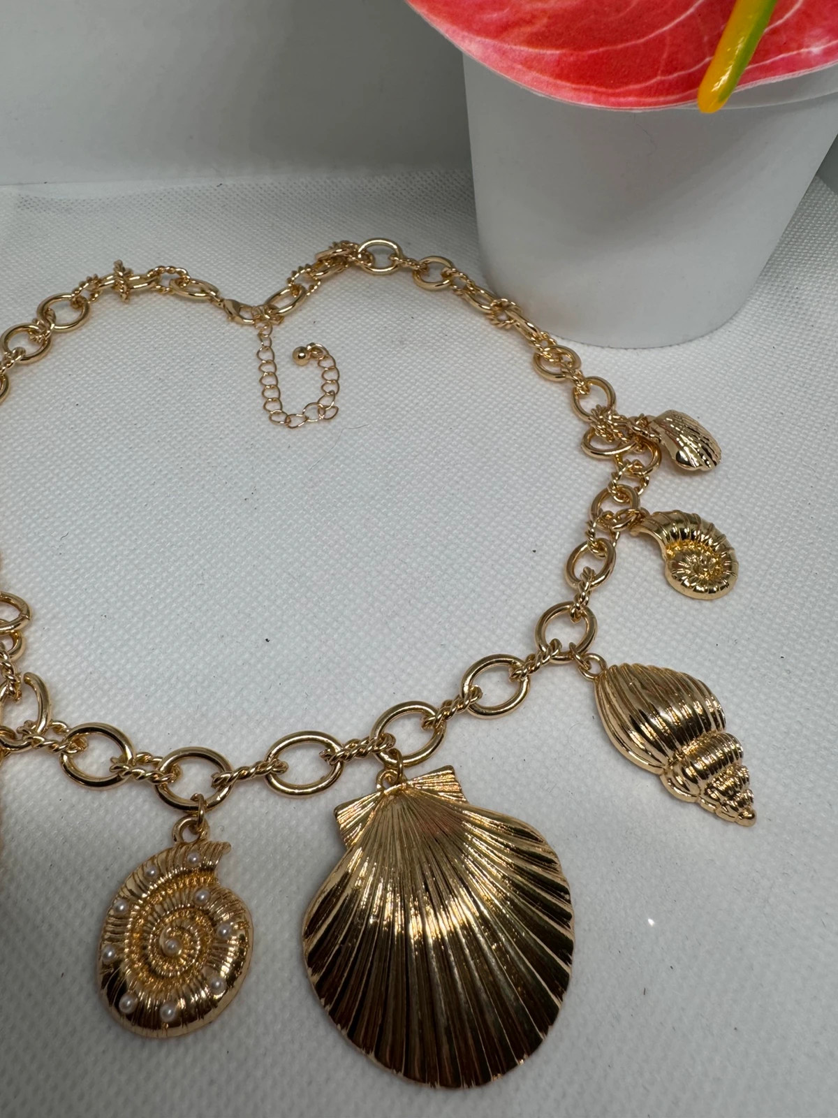 Collar dorado conchas 🦋 – Acero 2