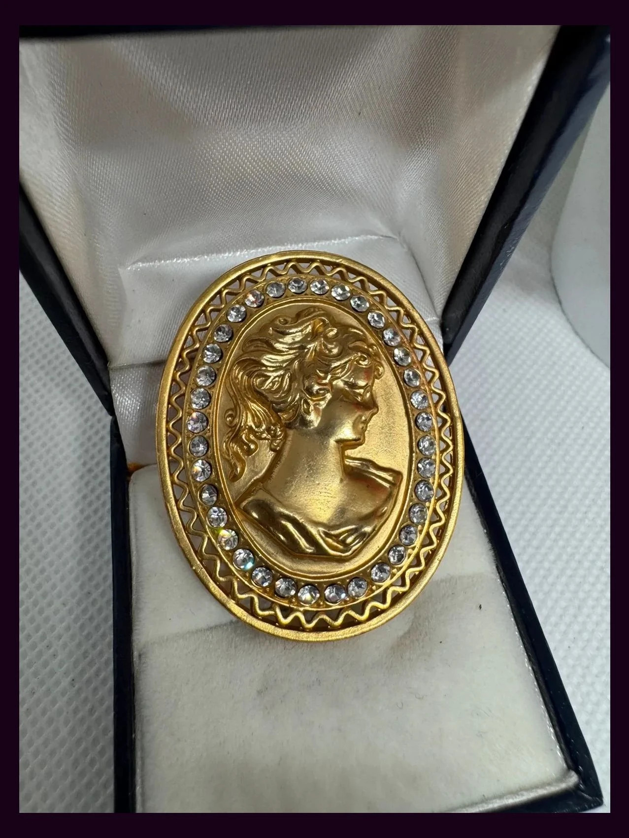 Broche vintage chapado oro 🦋 – Vintage Dressing 3