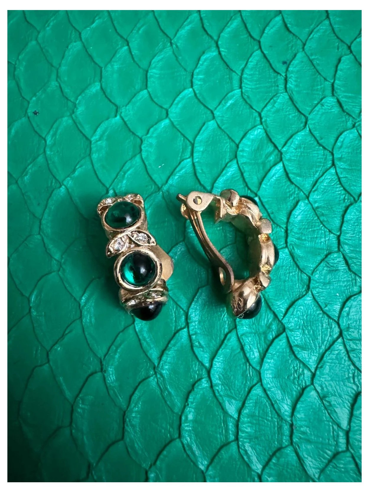 Pendientes vintage clip 🦋 – Vintage Dressing 2