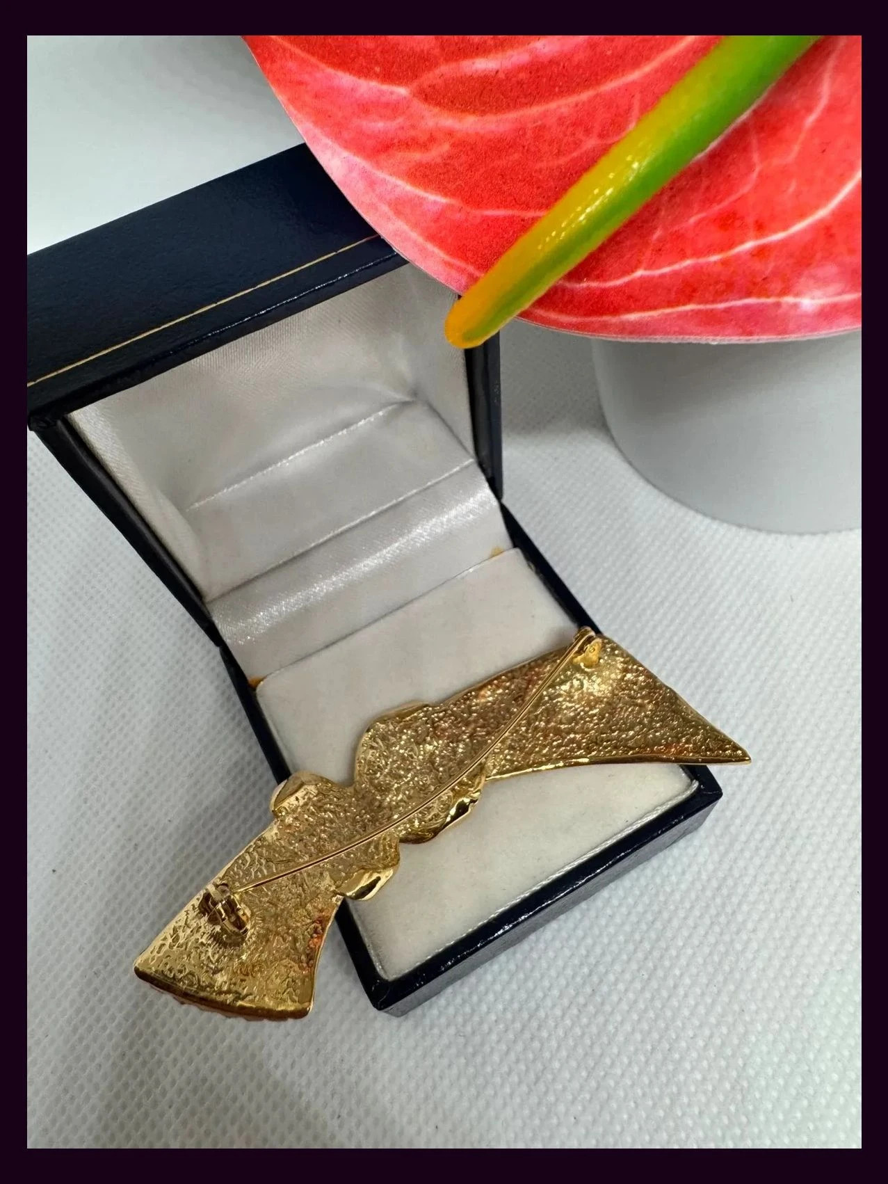 Broche vintage chapado oro 🦋 – Vintage 3