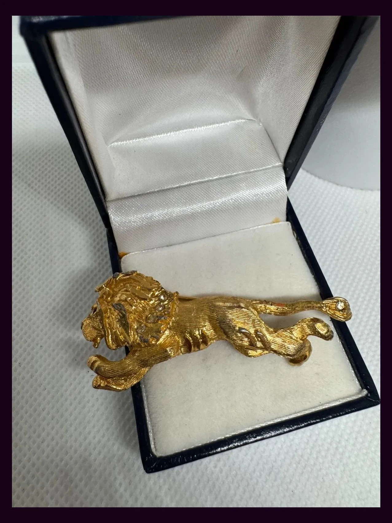 Broche león vintage chapado oro 🦋 – Vintage 2