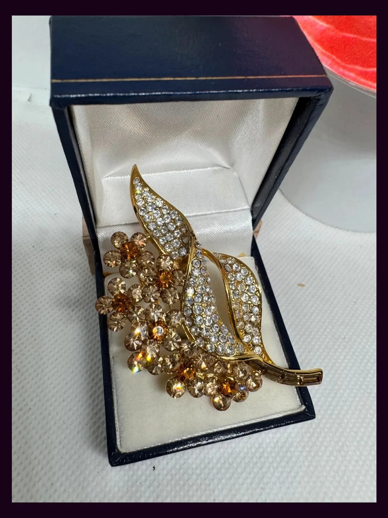 Broche vintage Swarovski de los años 70-80 , una piesa de coleccionista 🦋 – Swarovski 2