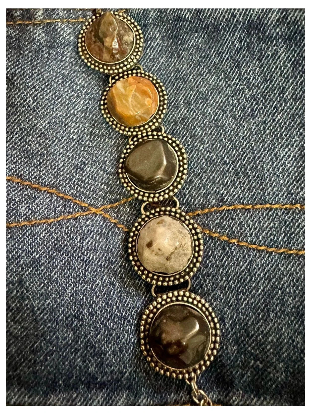 Pulsera vintage de alpaca y piedras naturales 🦋 – Vintage Dressing 2