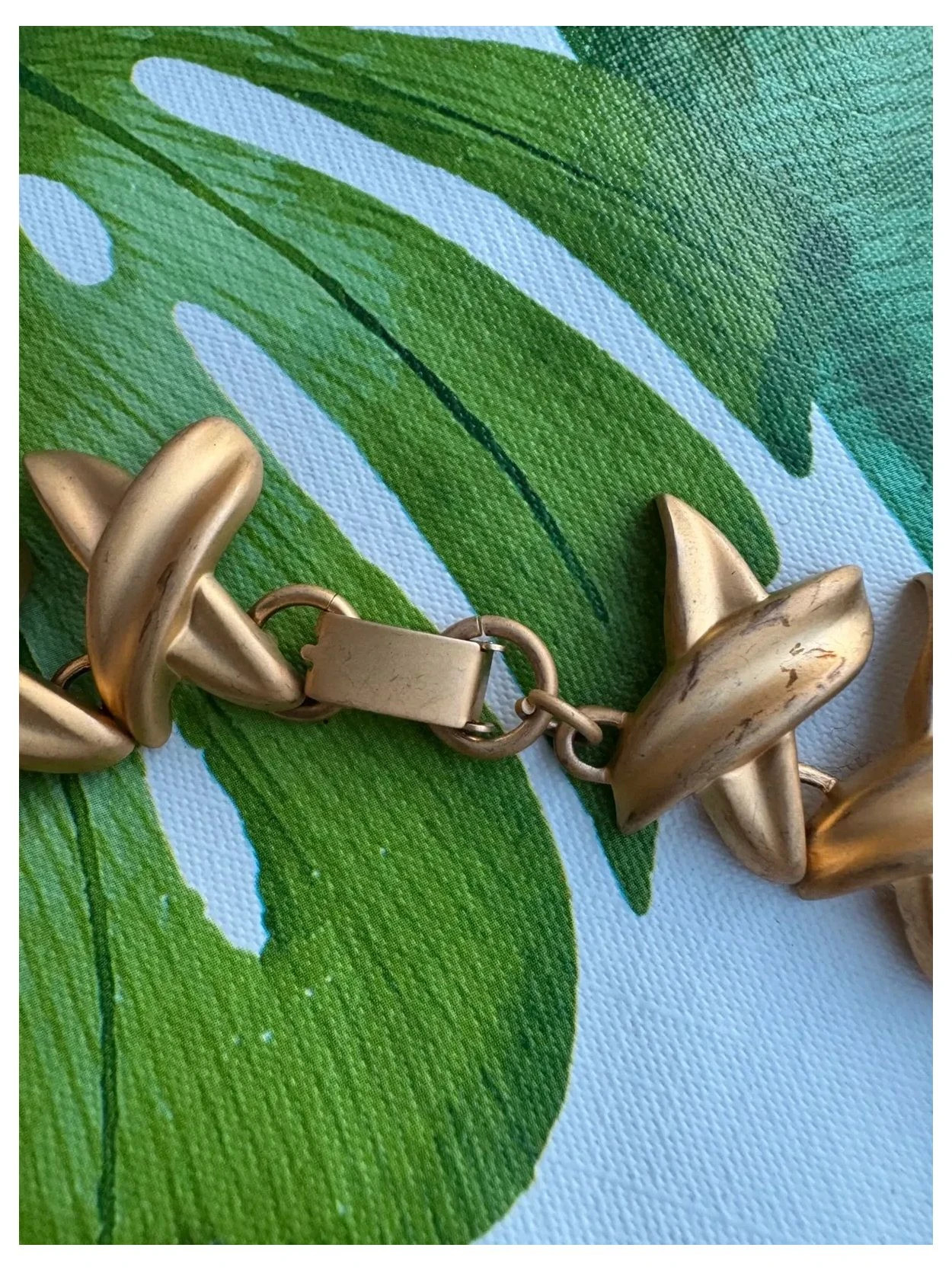 Collar dorado mate vintage 🦋 – Vintage 3