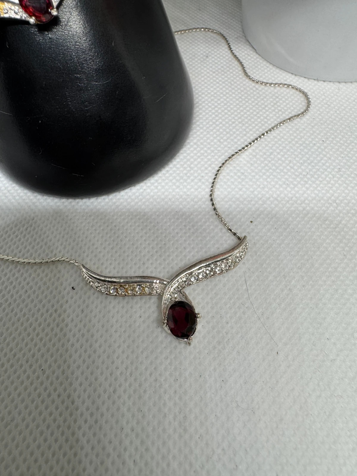 Collar y pulsera plateado 🦋 – AVON 2