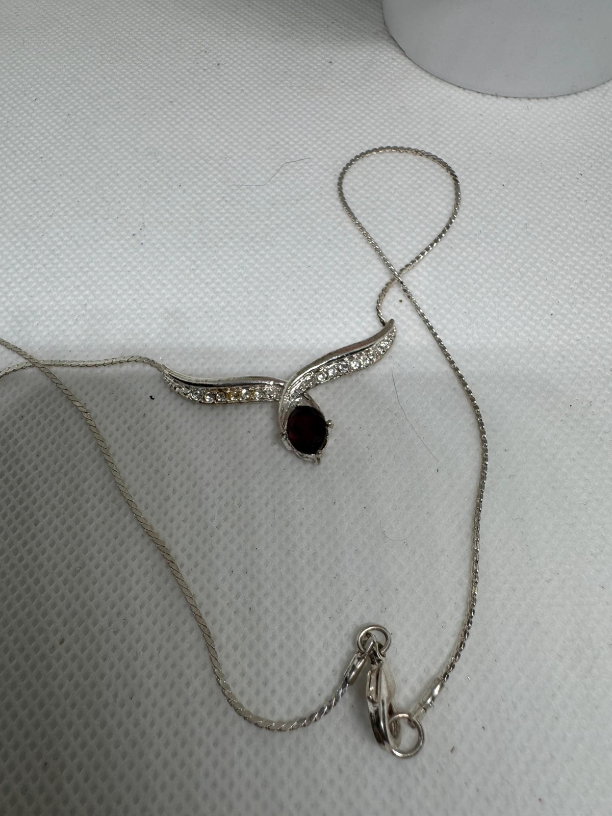 Collar y pulsera plateado 🦋 – AVON 5
