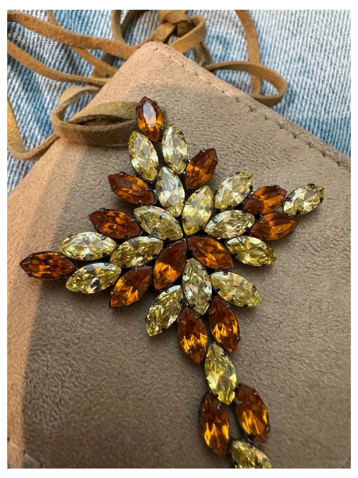 Colgante cruz piedras cristal brilla mucho 🦋 – Vintage Dressing 3