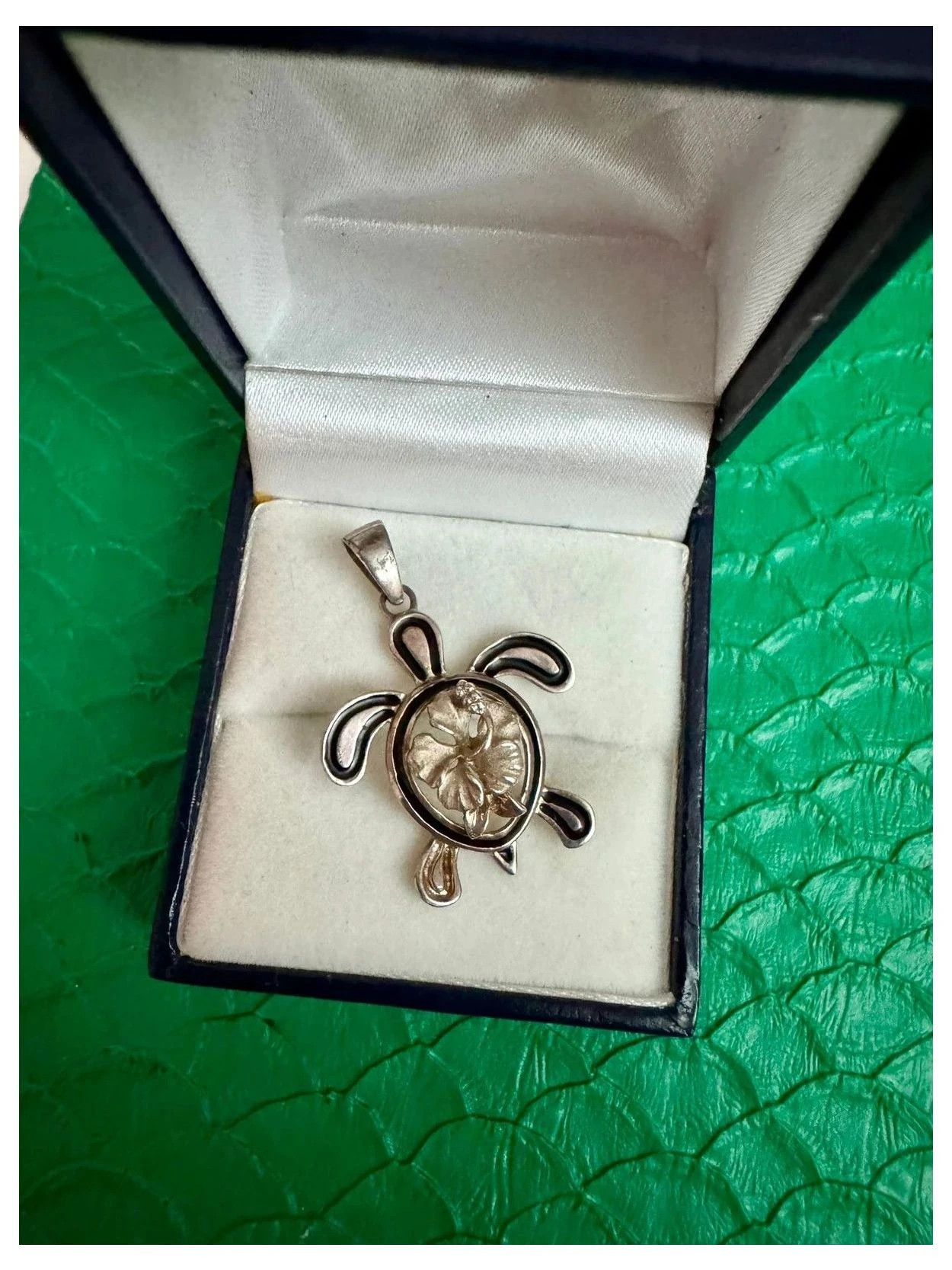 Colgante tortuga de plata 925 vintage 🦋 – Vintage Dressing