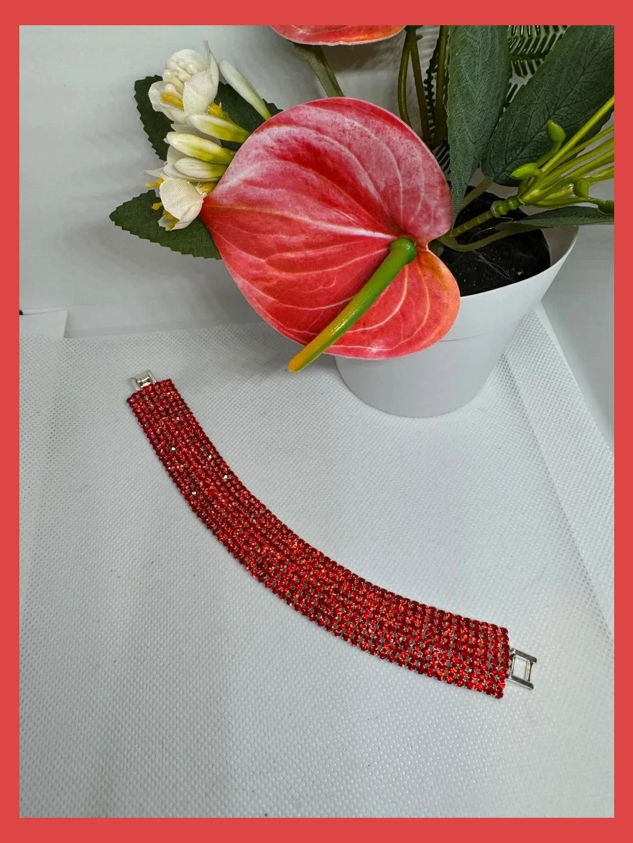 Pulsera piedras strass color rojo 🦋 – La Boutique 4