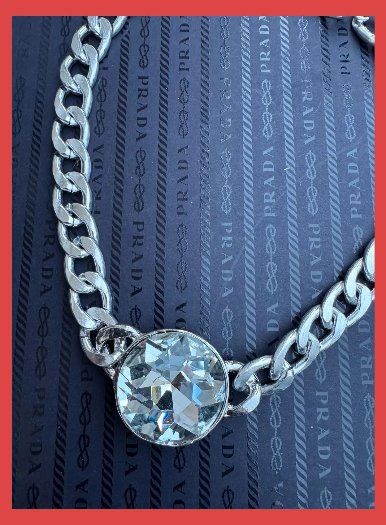 Collar plateado con piedra 🦋 – La Boutique 5