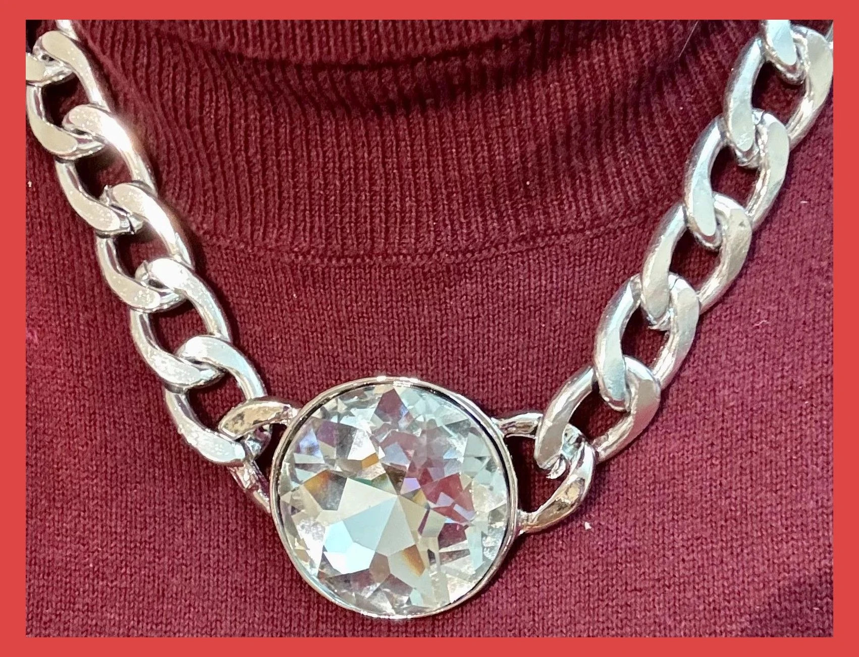 Collar plateado con piedra 🦋 – La Boutique 3