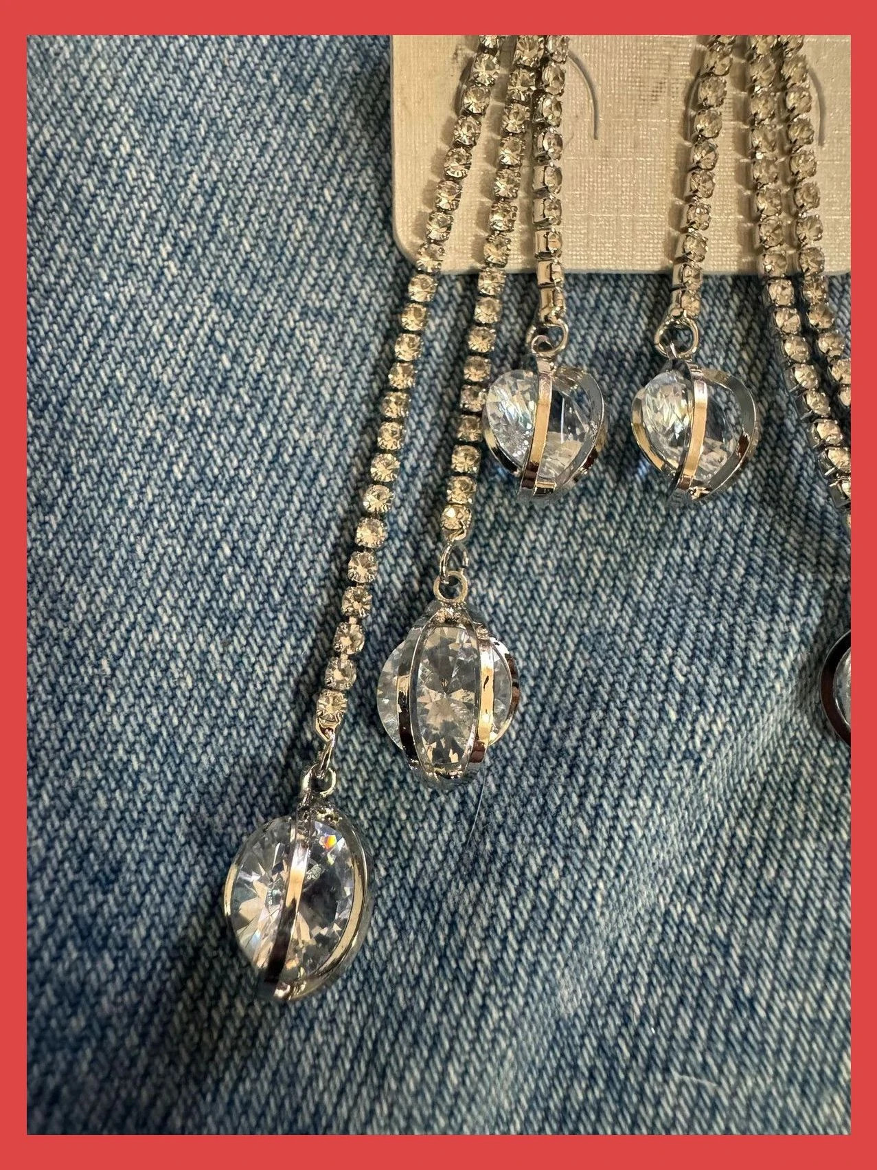 Pendientes plateados con piedras strass 🦋 – Strass 2