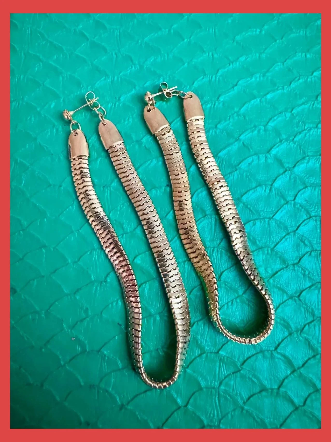 Pendientes largos dorados acero 🦋