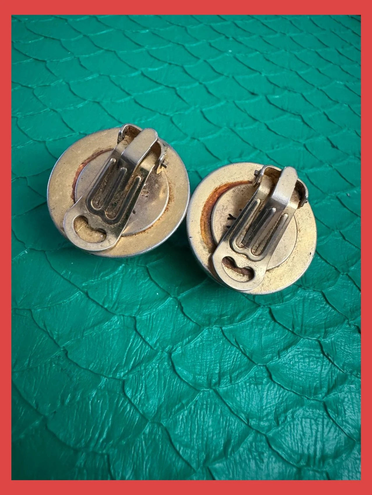Pendientes clip vintage con piedra Agata verde 🦋 – Vintage Dressing 3