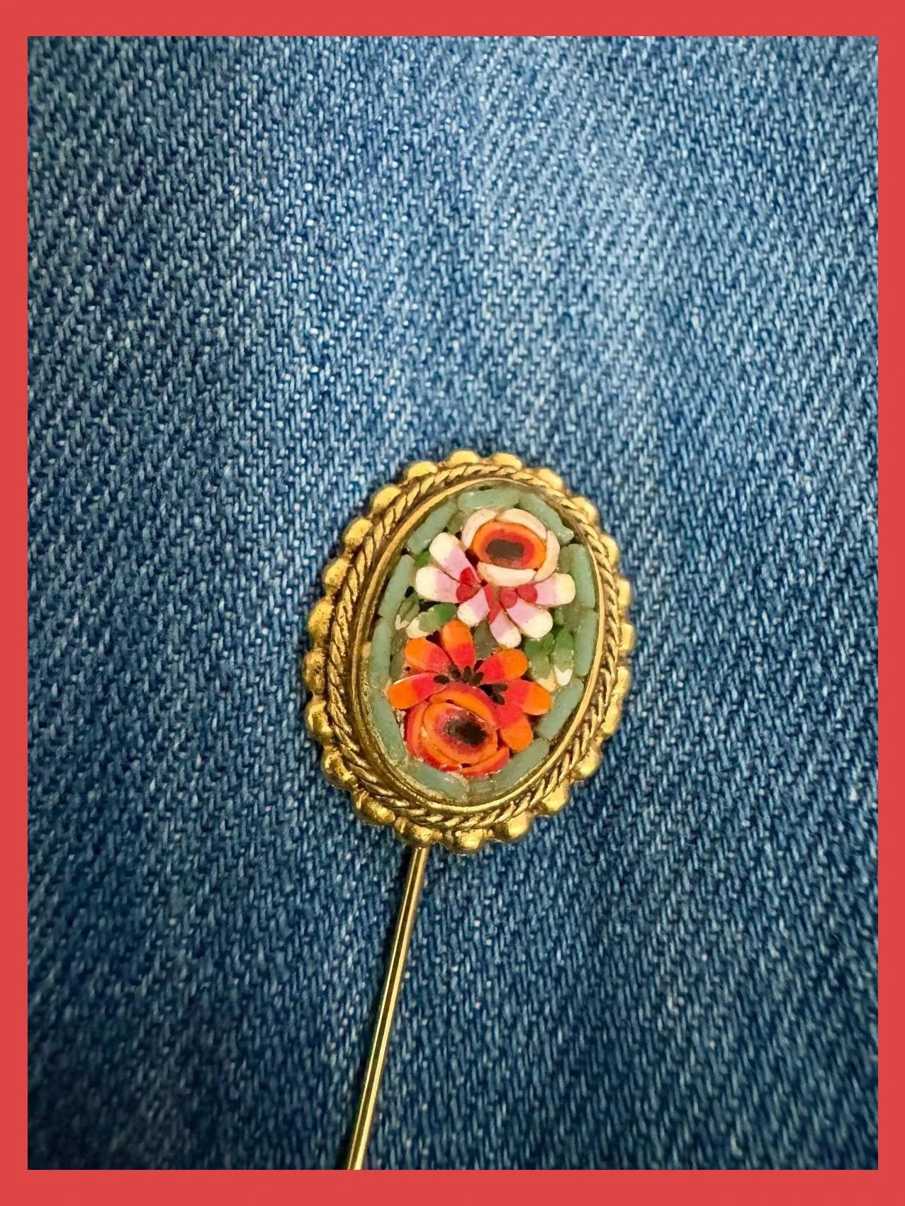 Broche vintage dorado pintado a mano 🦋 – Vintage Dressing 2