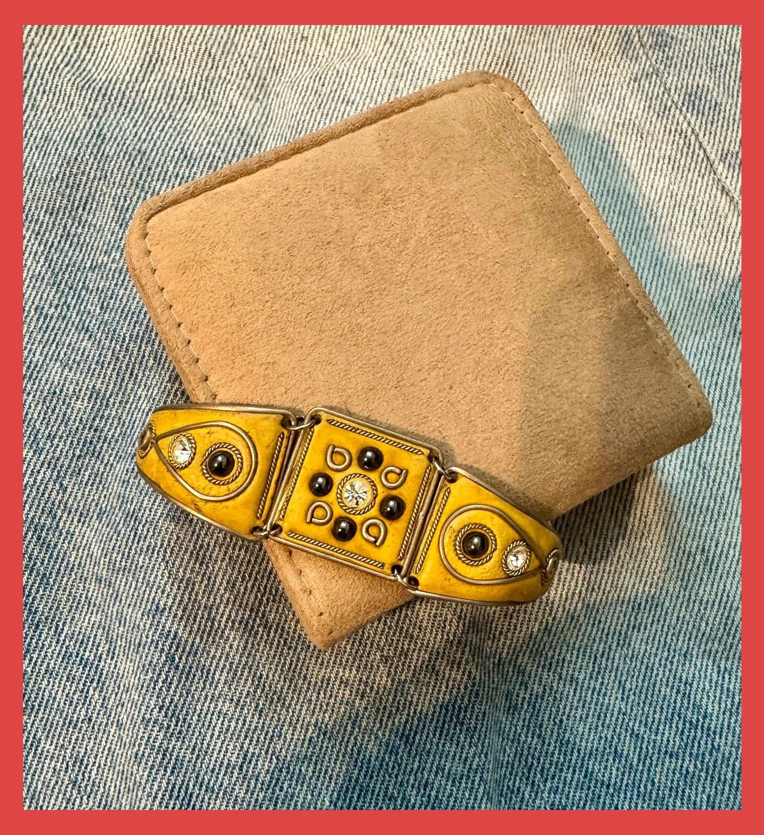 Brazalete vintage 🦋 – Vintage Dressing 2