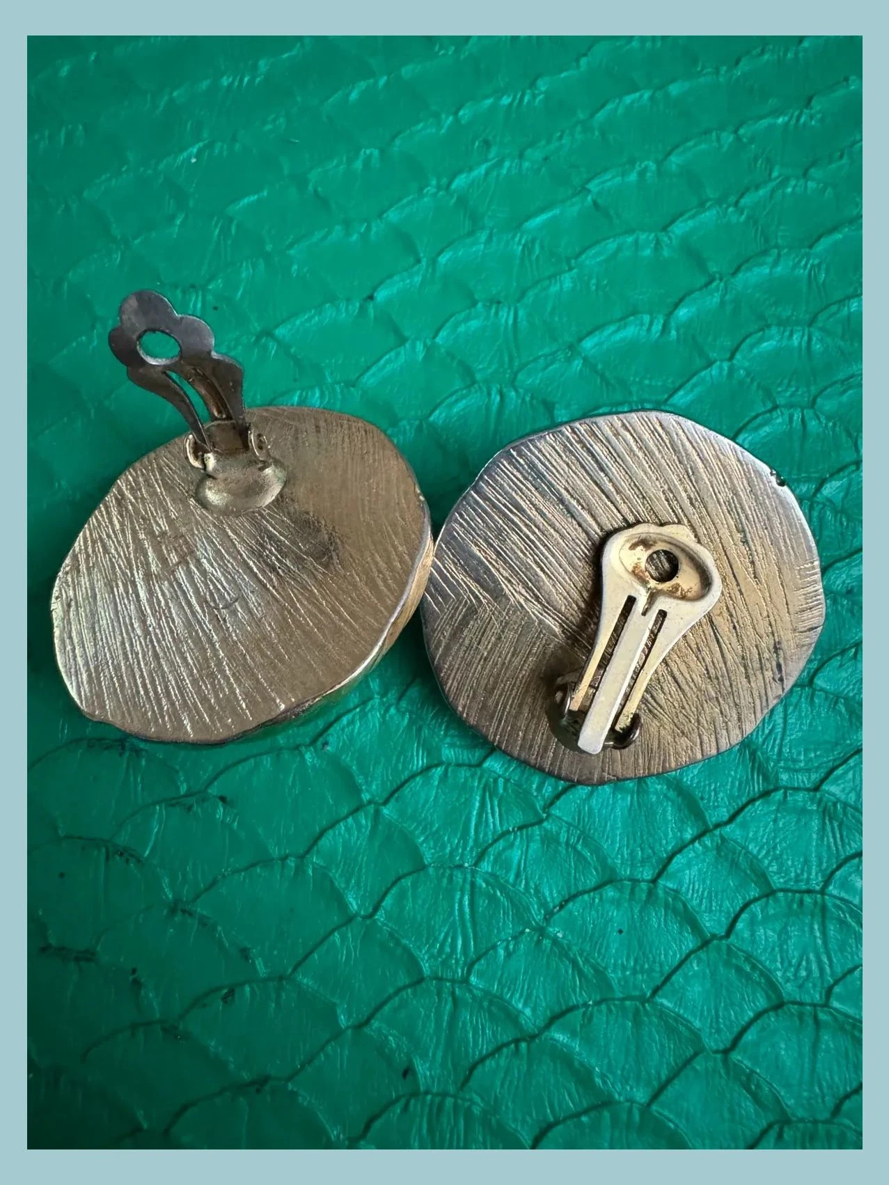 Pendientes clip vintage 🦋 – Vintage Dressing 4