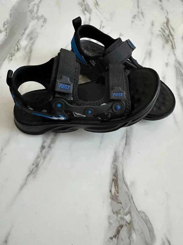 Sandales noires garçon taille 34 – sans marque – taille 34 2