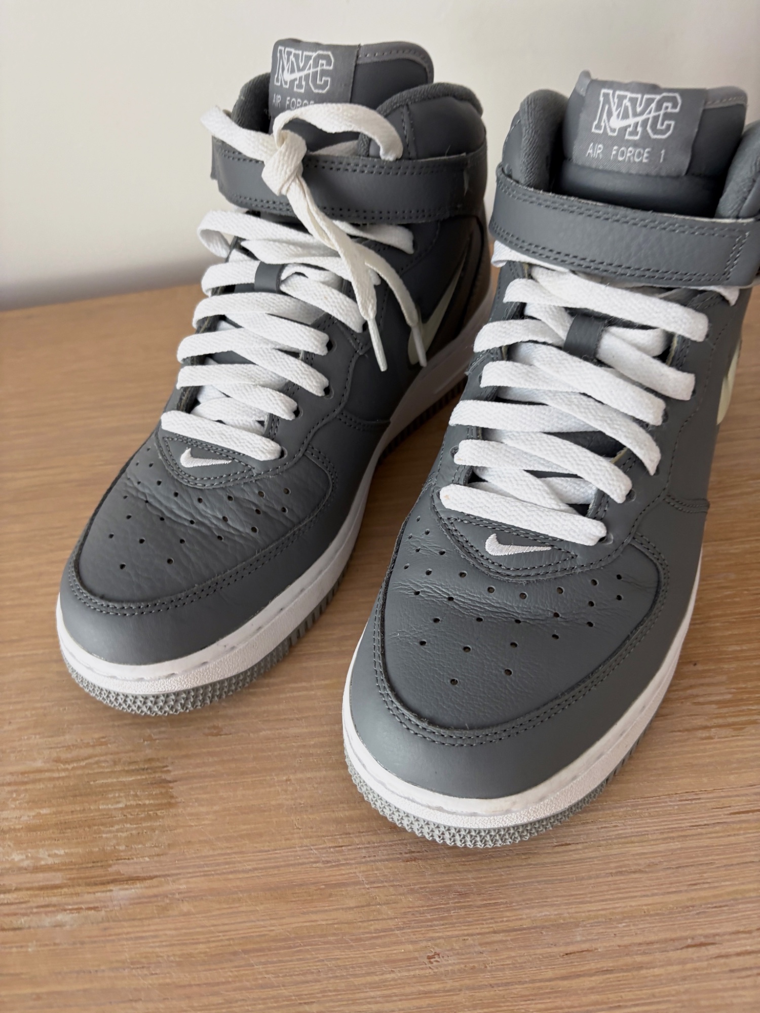 Nike Air Force 1 Mid Jewel QS « NYC – Cool Grey » – T.40