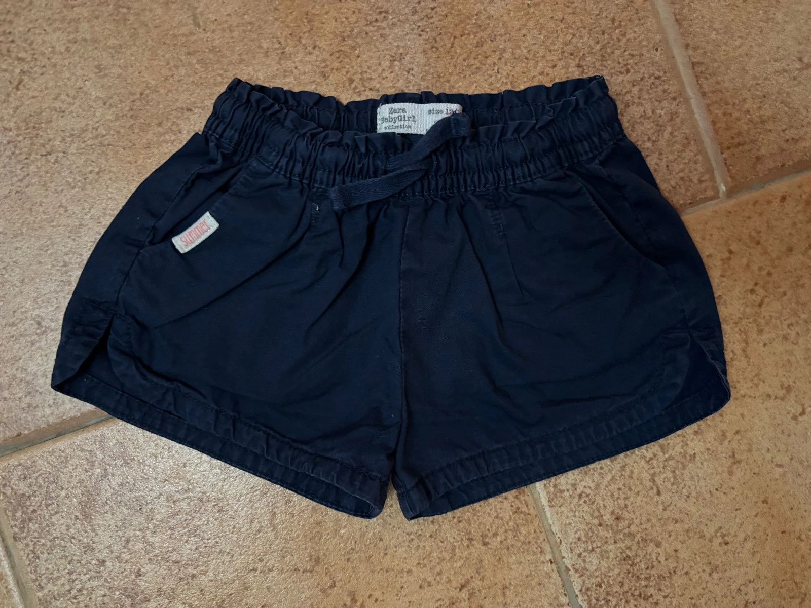 Lote de ropa para Niña talla 12-18 meses – United Colors of Benetton – taille 12-18 mois / 80 cm 2