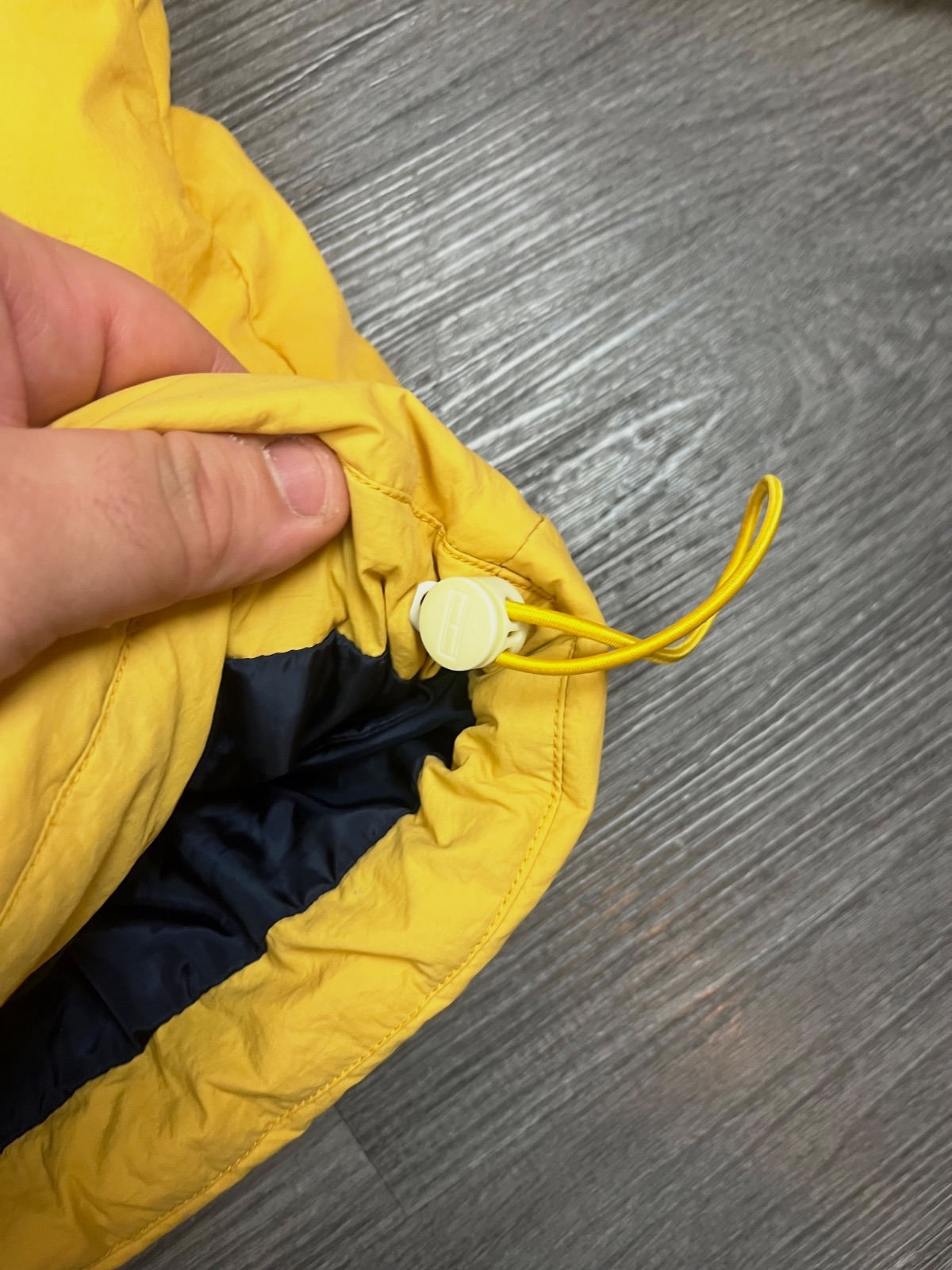 Veste Doudoune Tommy Hilfiger - Jaune - Taille M - – Tommy Hilfiger – taille M 5