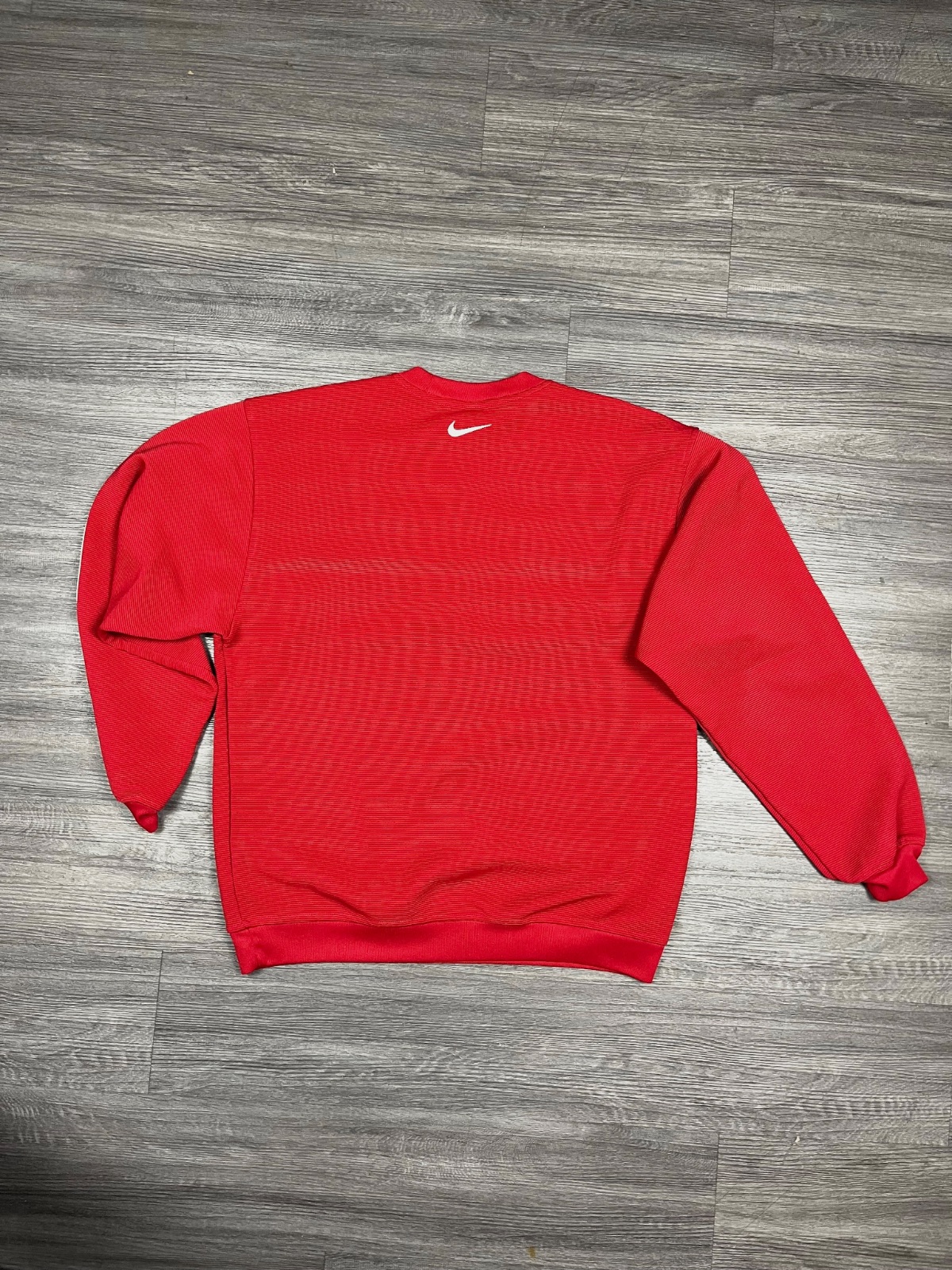 Sweat / Pull nike rouge vintage logo swoosh - Taille L – Nike – taille L 4
