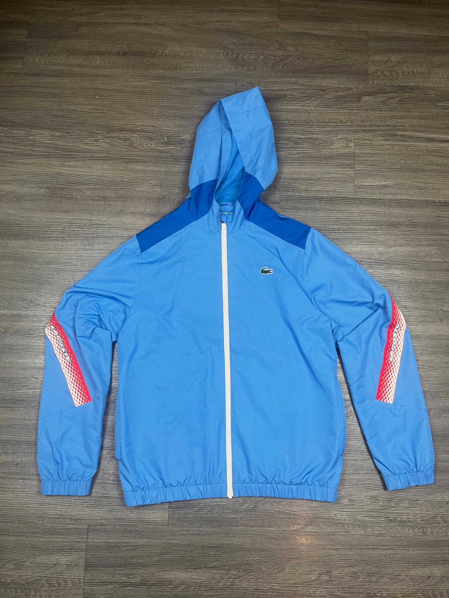 Veste coupe-vent à capuche Lacoste Sport - Bleu & Rouge - Taille M (FR 50)