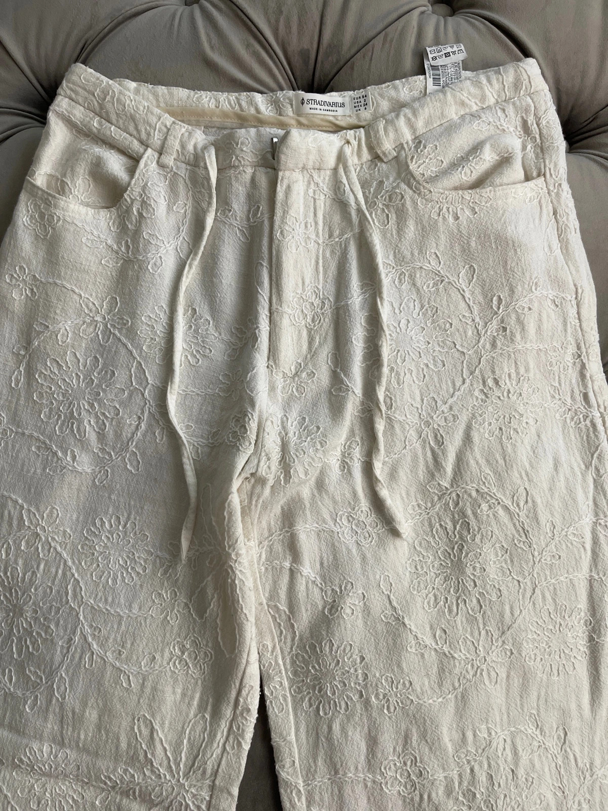 Pantalón ancho de lino color crema – Stradivarius – taille XS / 34 / 6 2