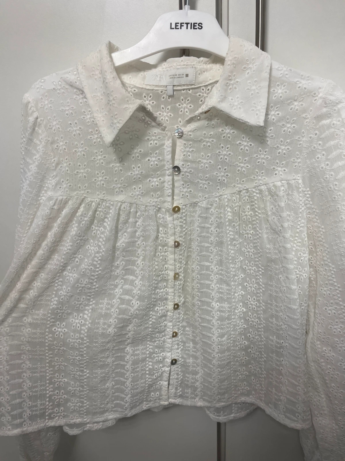 Blusa blanca talla XS perforada – Zara – taille XS / 34 / 6 3
