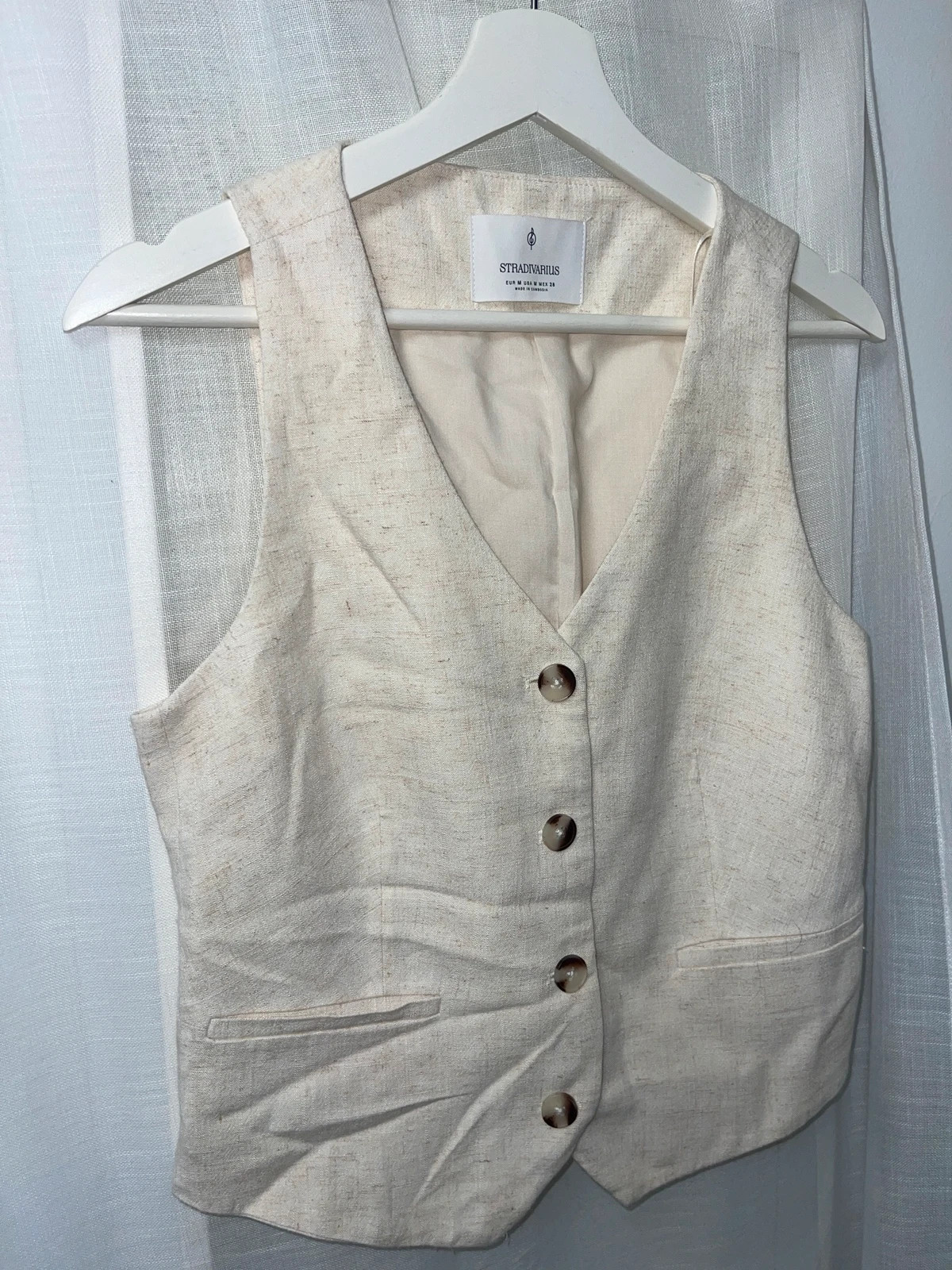 Chaleco muy elegante crema talla M nuevo – Stradivarius – taille M / 38 / 10 2