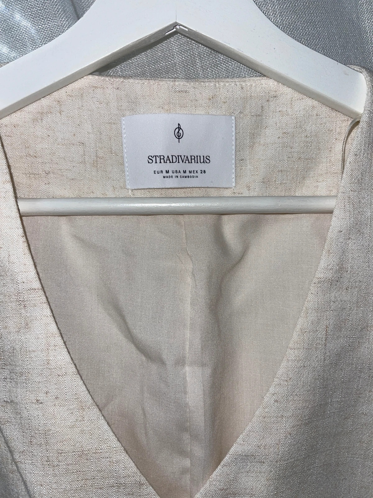 Chaleco muy elegante crema talla M nuevo – Stradivarius – taille M / 38 / 10 3