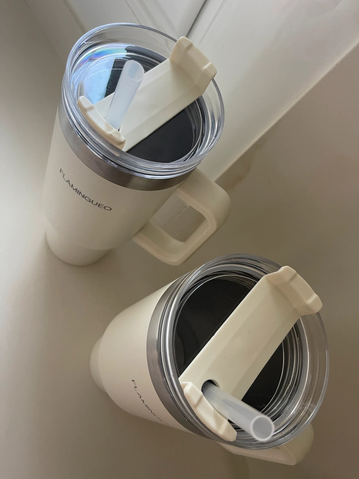 Termo Flamingueo nuevo a estrenar color crema 1,18L – Flamingueo 3