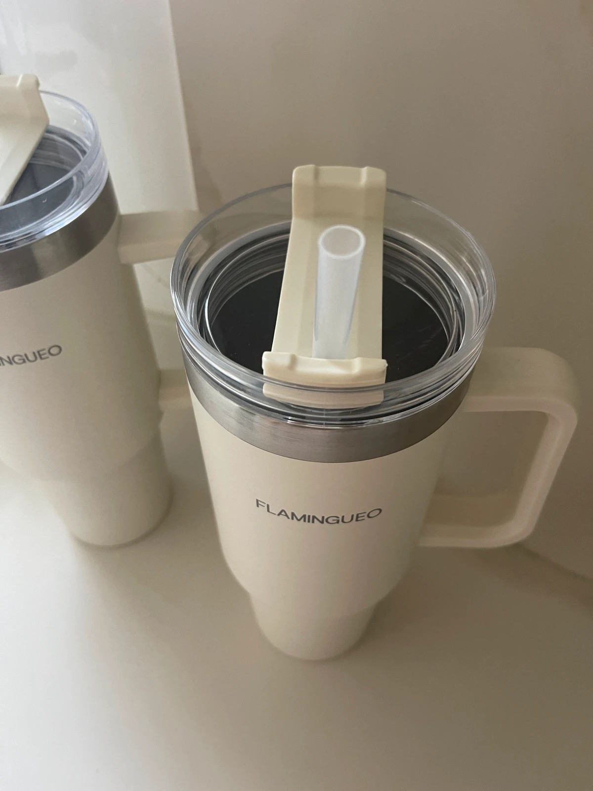 Termo Flamingueo nuevo a estrenar 1L color crema – Flamingueo 4