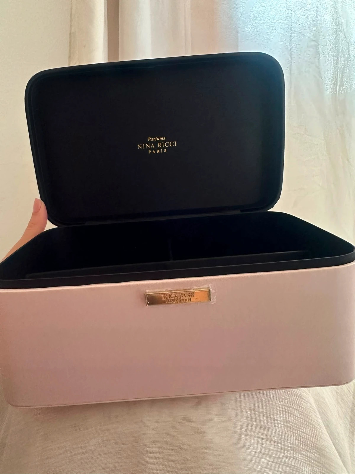Organizador Nina Ricci – Nina Ricci 2