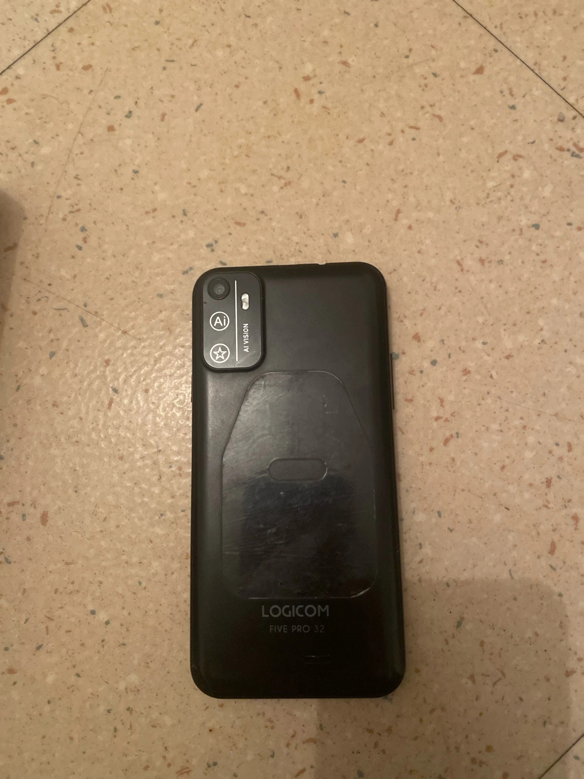 Téléphone android – Logicom 4