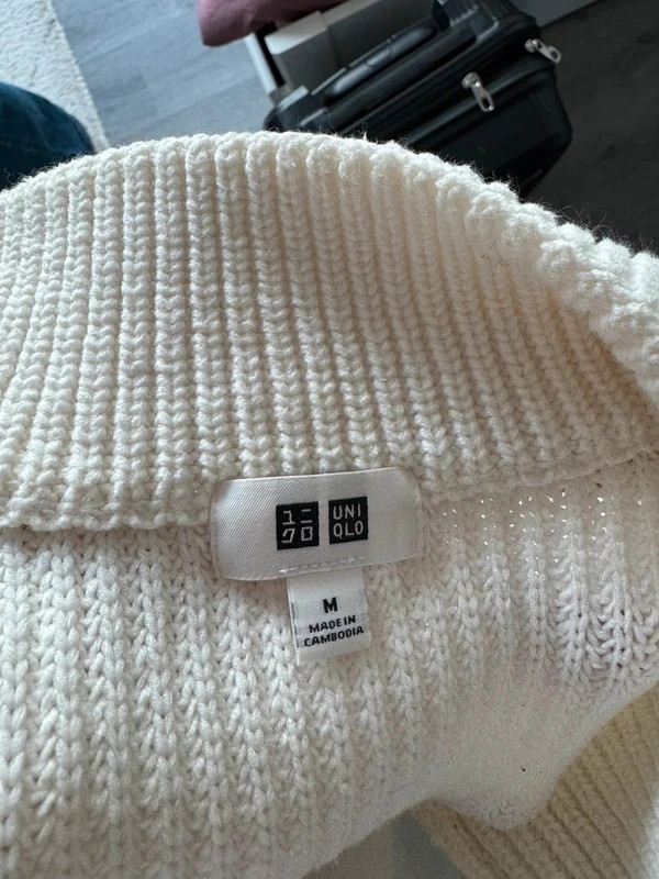 Pull uniqlo beige avec zip – Uniqlo – taille M 5