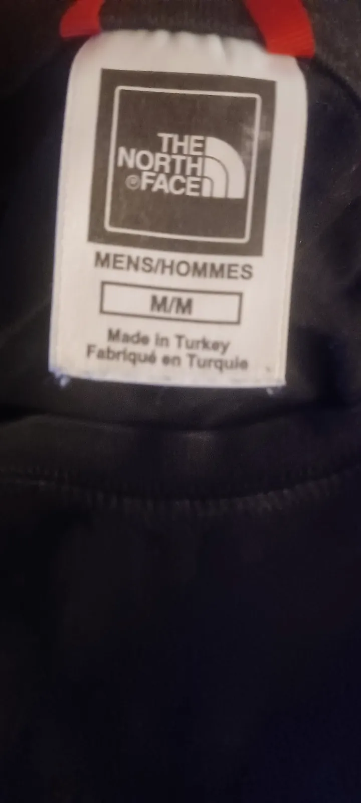 T-shirt The North Face noir et bleu – Taille M – The North Face – taille M 5