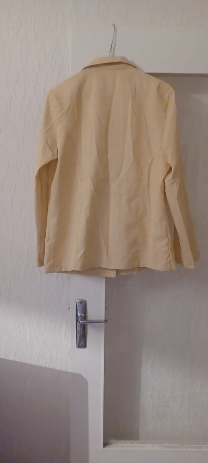 Veste beige légère – Taille 42 – Neuve – Sans marque – taille L 2