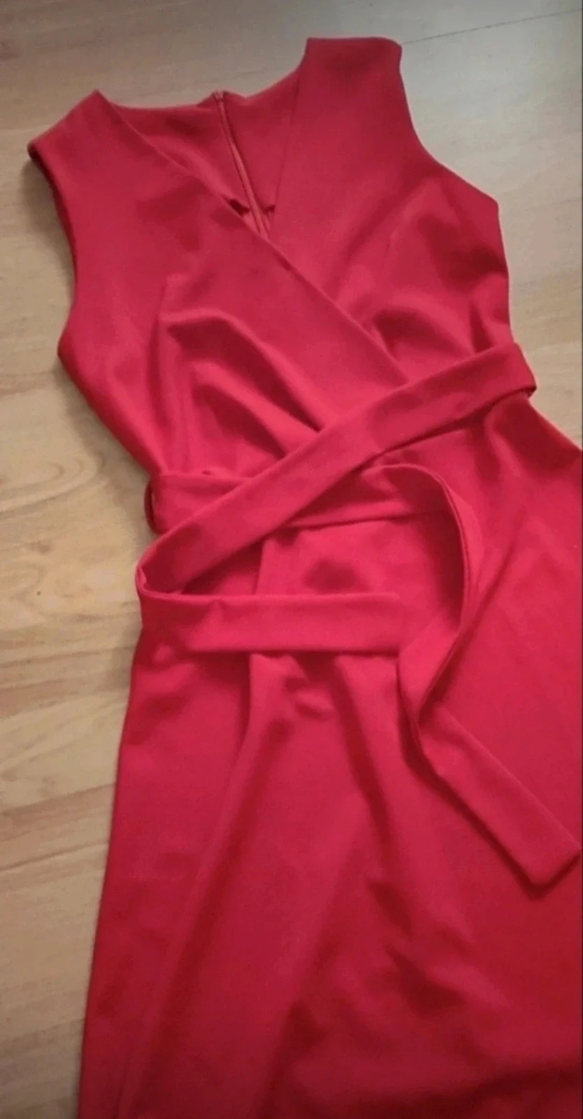 Vestido largo rojo elegante con cinturón | Talla única | Escote cruzado – marca local – taille Taille unique 3