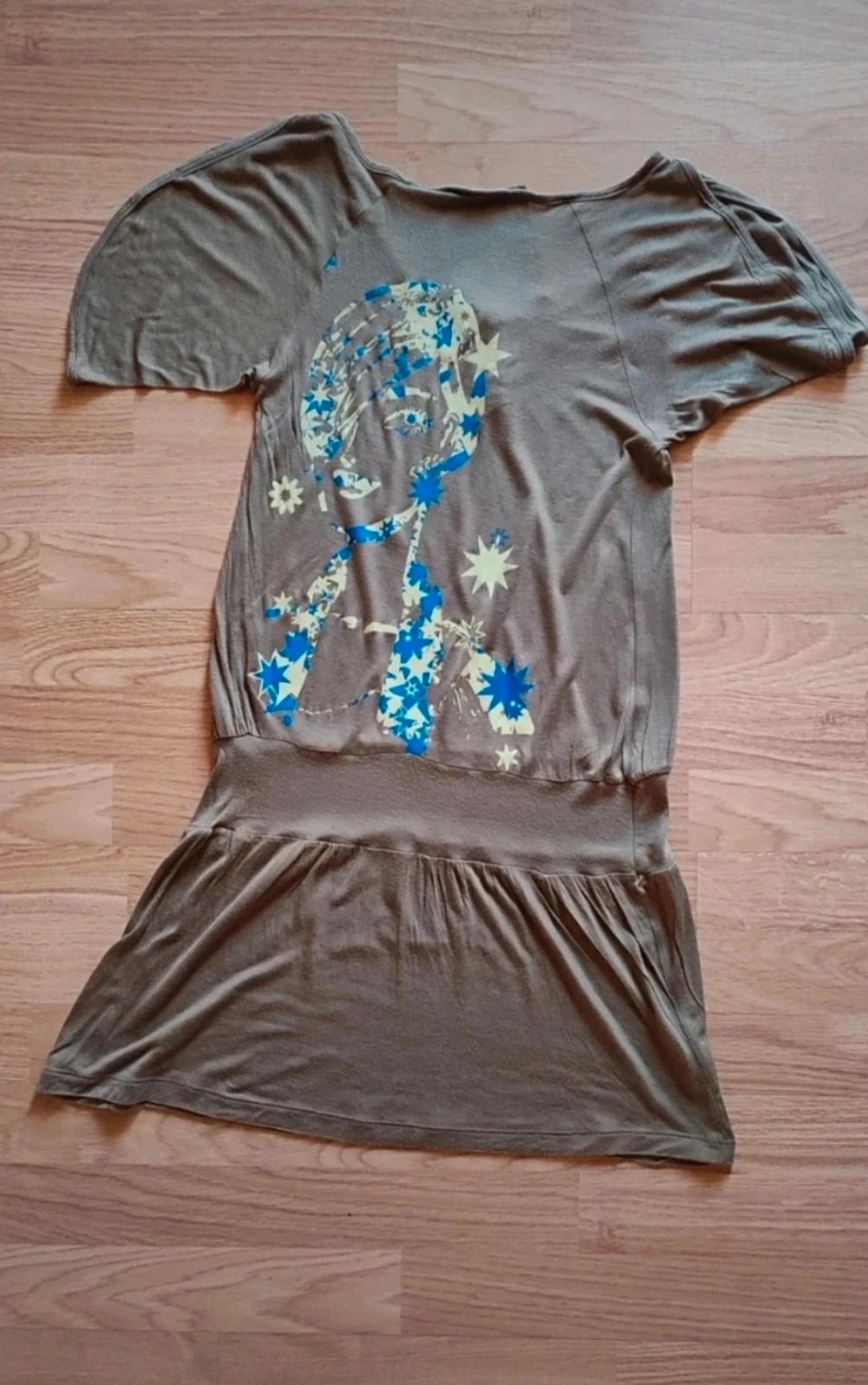 Vestido Jordi Labanda talla S verde caqui | Original | Manga corta | Estampado exclusivo – Jordi Labanda – taille S / 36 / 8 2