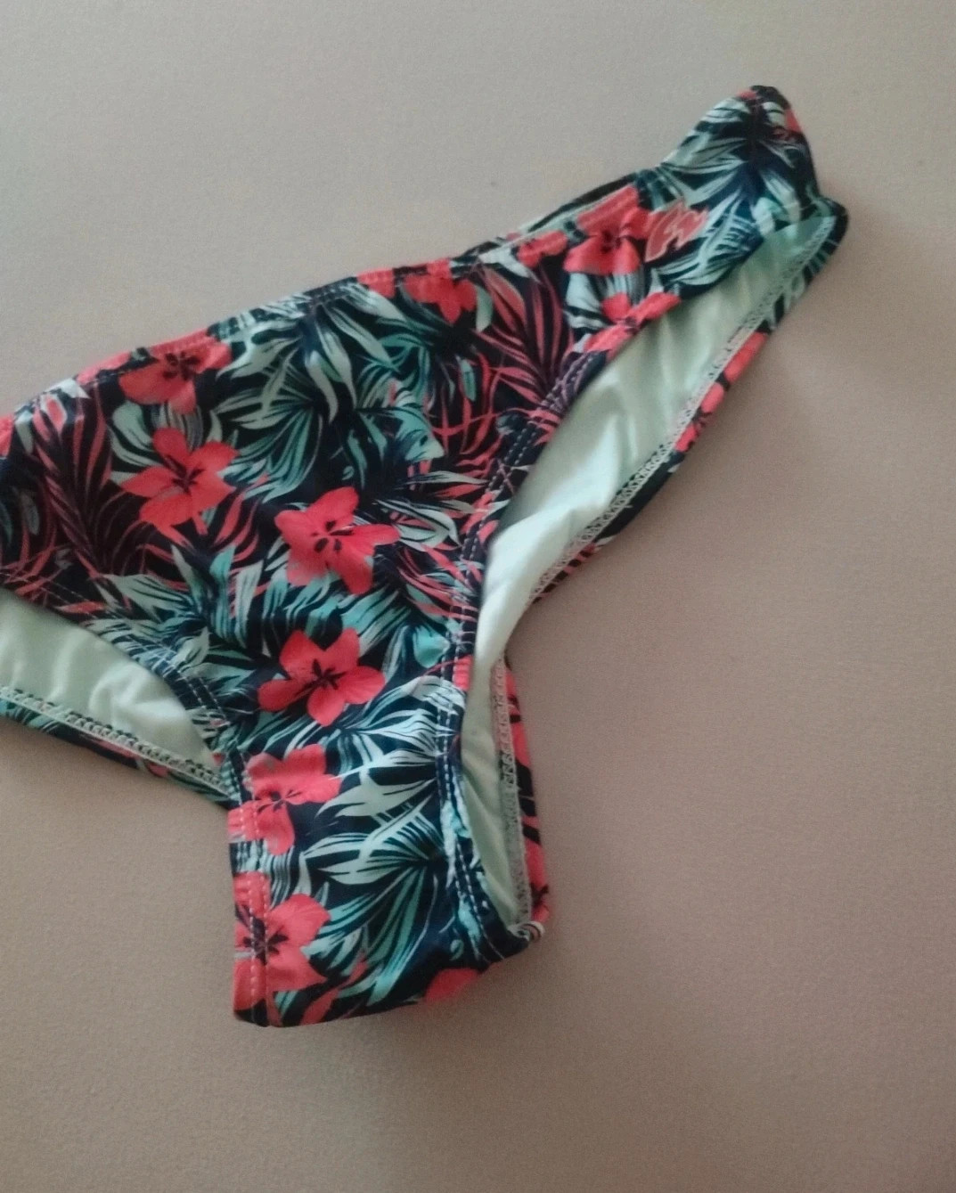 Braga de Bikini Estampado Tropical Talla 40 | Colorida | Ideal para Verano – Lidl – taille L / 40 / 12 2