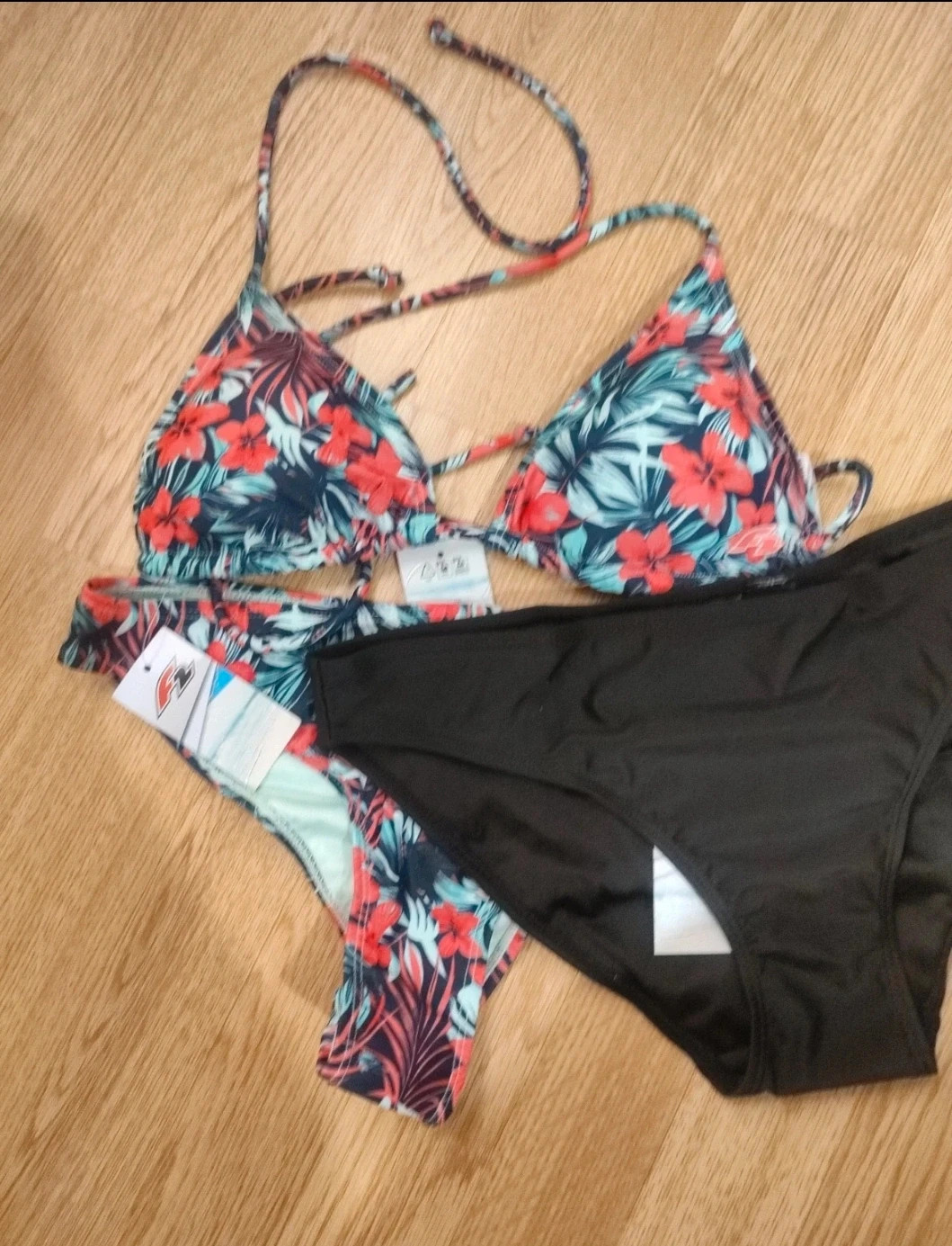 Bikini floral + braga negra Lidl T.38 | Muy favorecedor | Nuevo con etiqueta – Lidl – taille M / 38 / 10 2