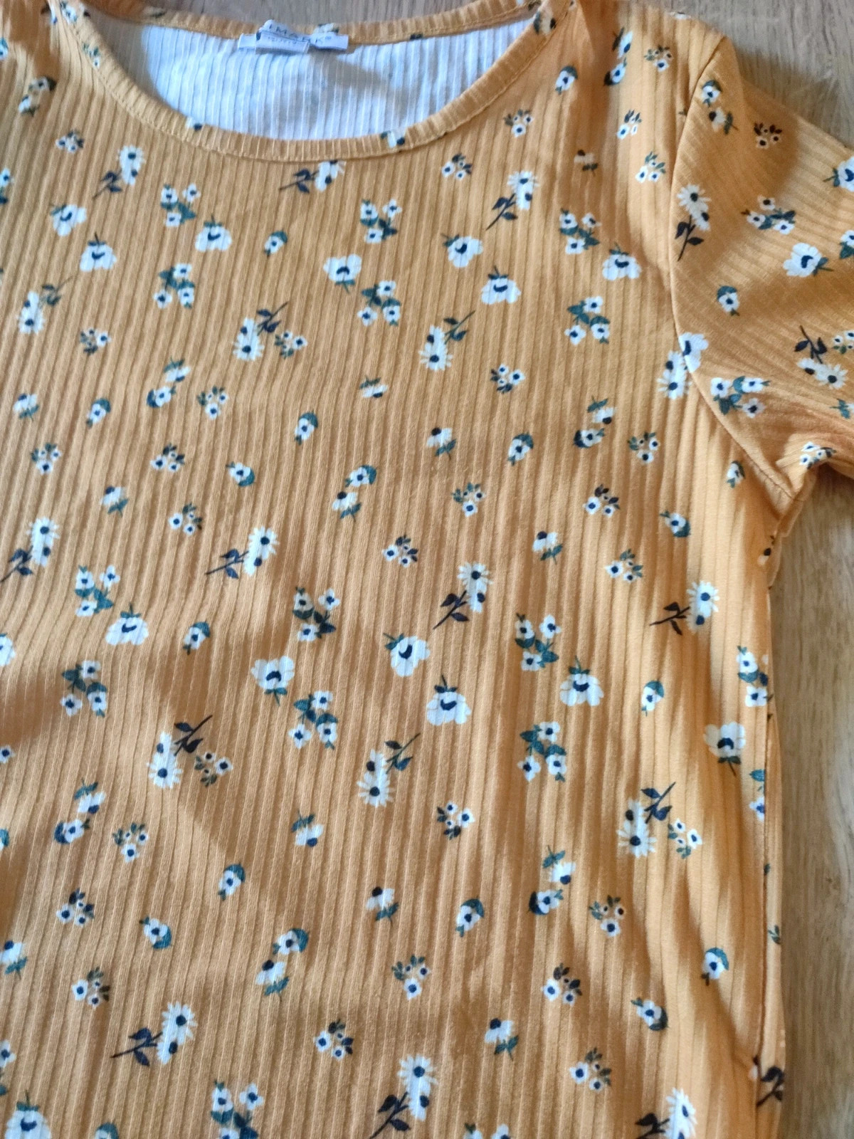 Camiseta de flores – Primark – taille 14 ans / 164 cm 2