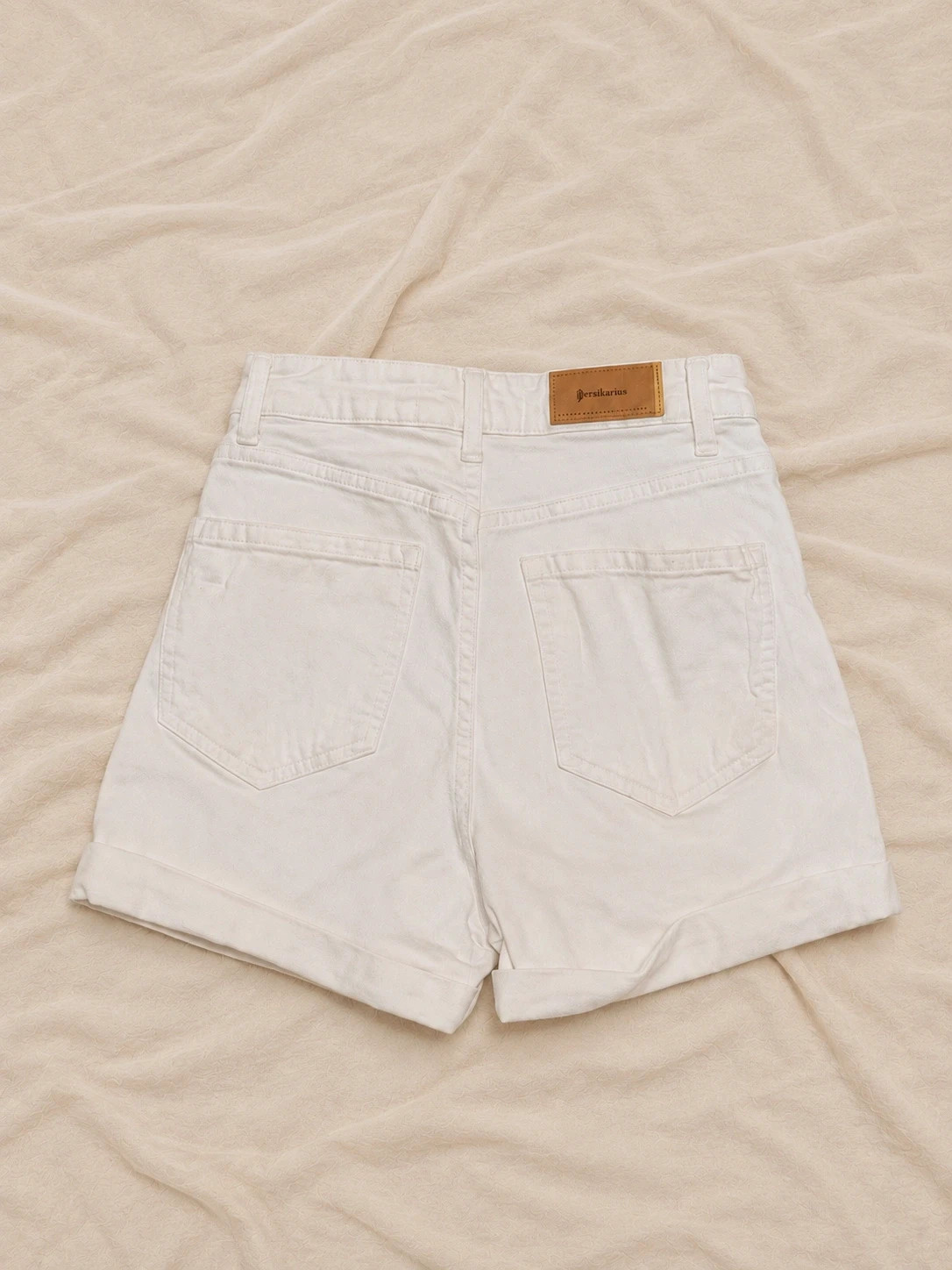 Stradivarius vaqueros cortos blancos – Stradivarius – taille S / 36 / 8 3