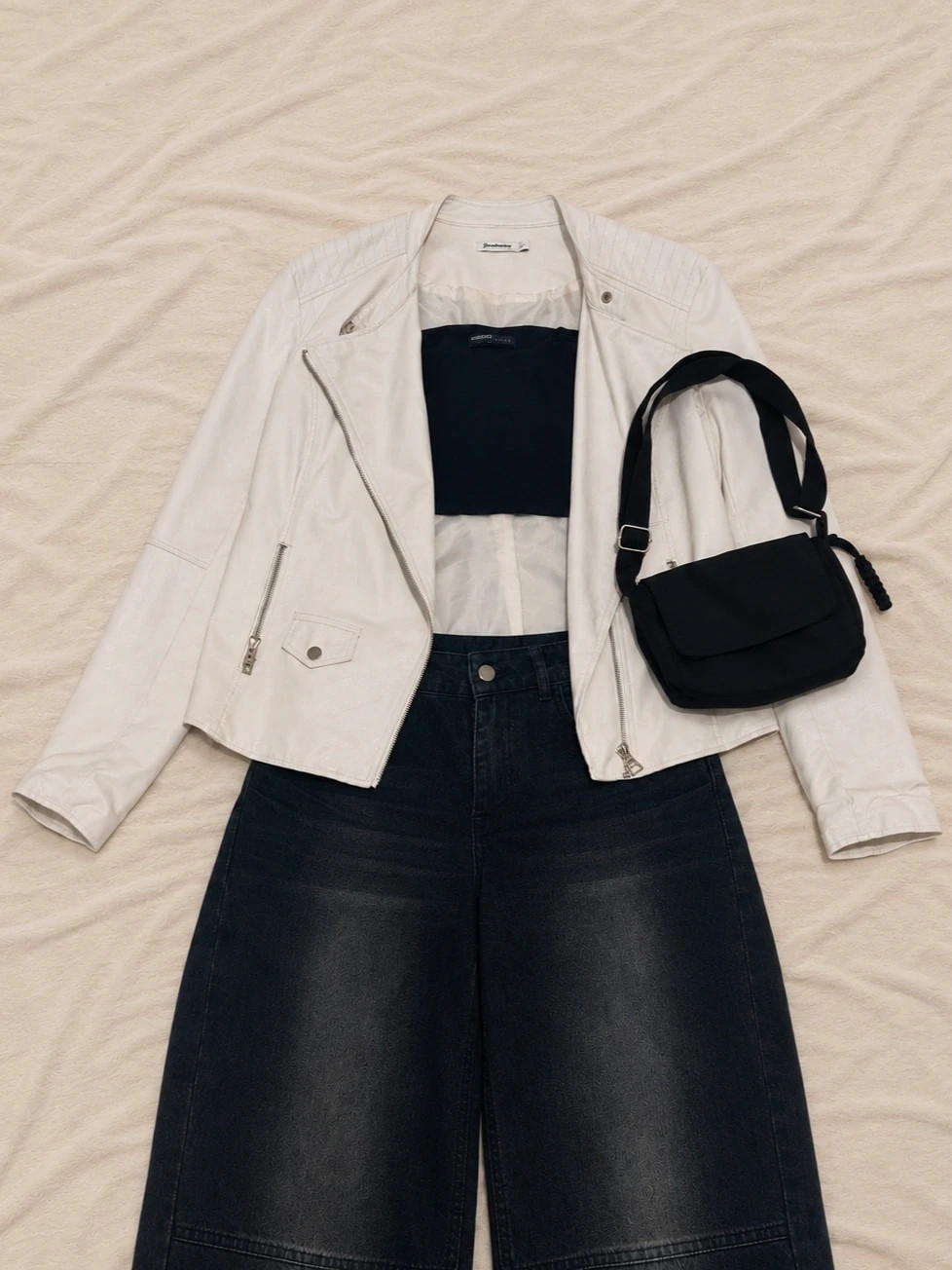 Stradivarius chaqueta / cazadora de cuero blanca – Stradivarius – taille L / 40 / 12