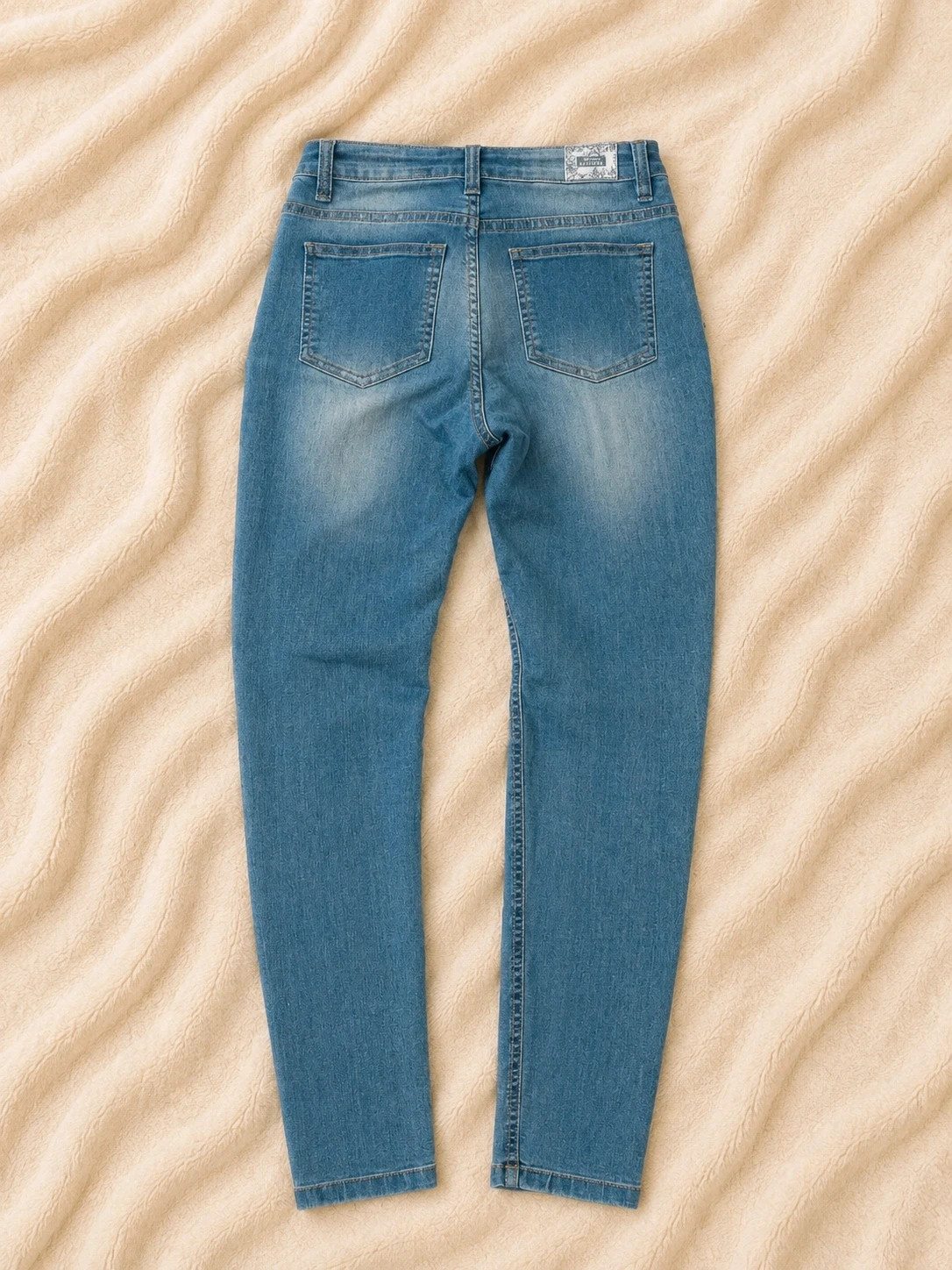 Inside pantalones vaqueros rotos con estrellas estilo Y2k – Inside – taille S / 36 / 8 2
