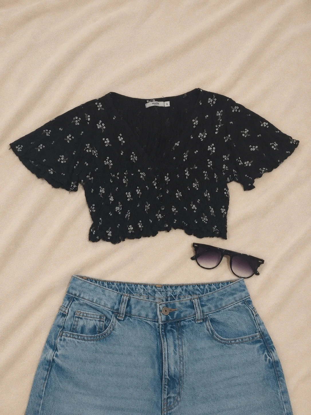 Inside blusa top con botones negra