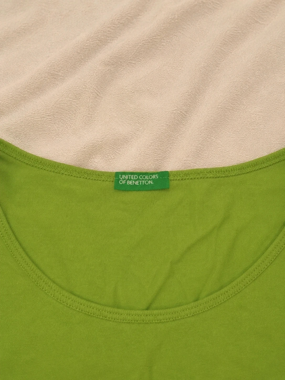 Benetton top sin mangas verde vintage – United Colors of Benetton – taille S / 36 / 8 4